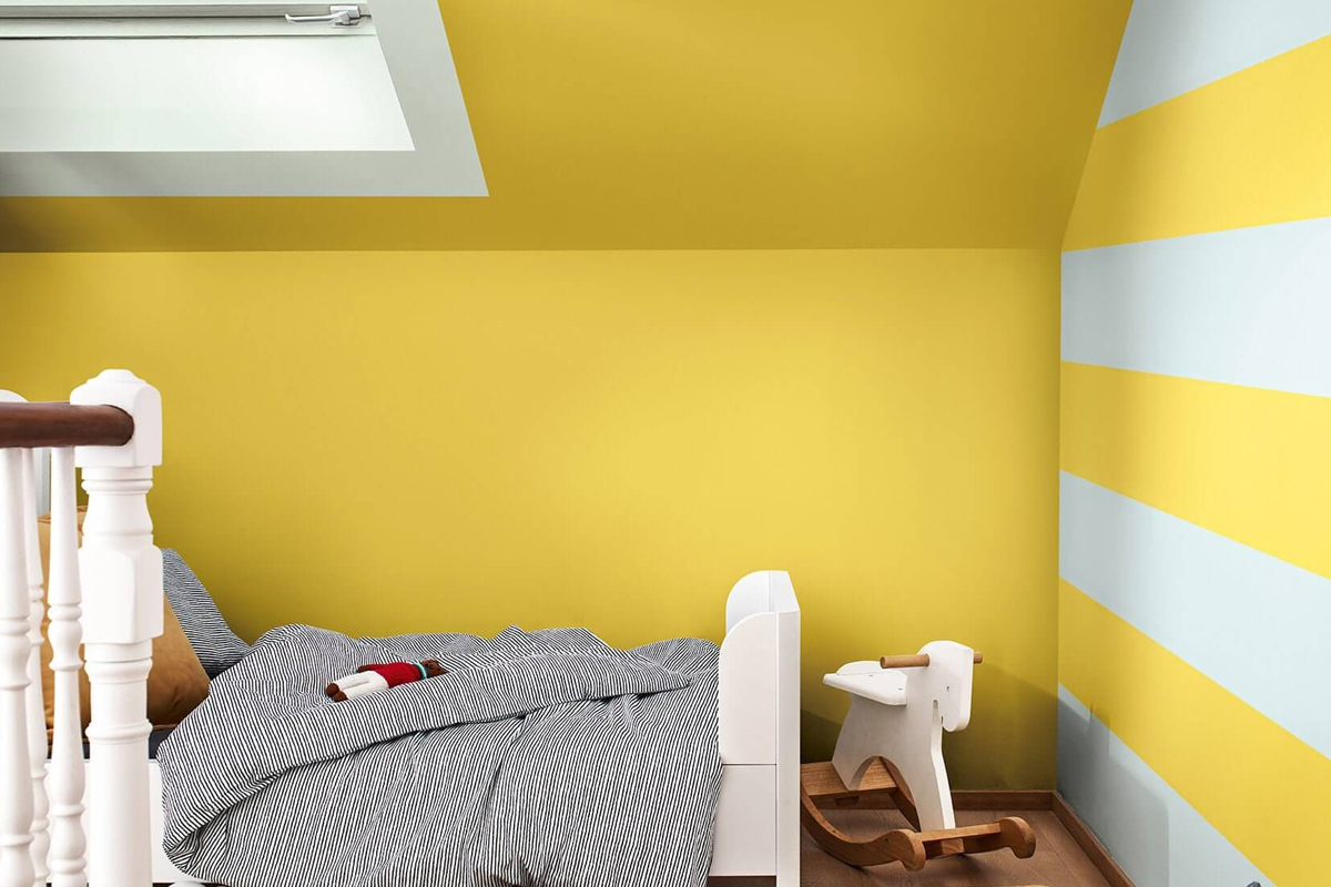 一張含有 室內, 牆, 黃色, 臥室 的圖片自動產生的描述